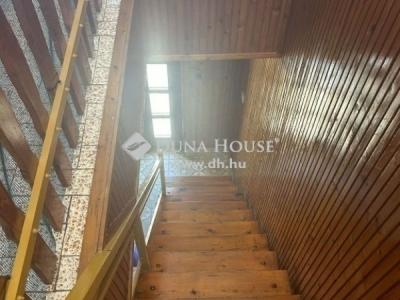 Eladó családi ház Monor