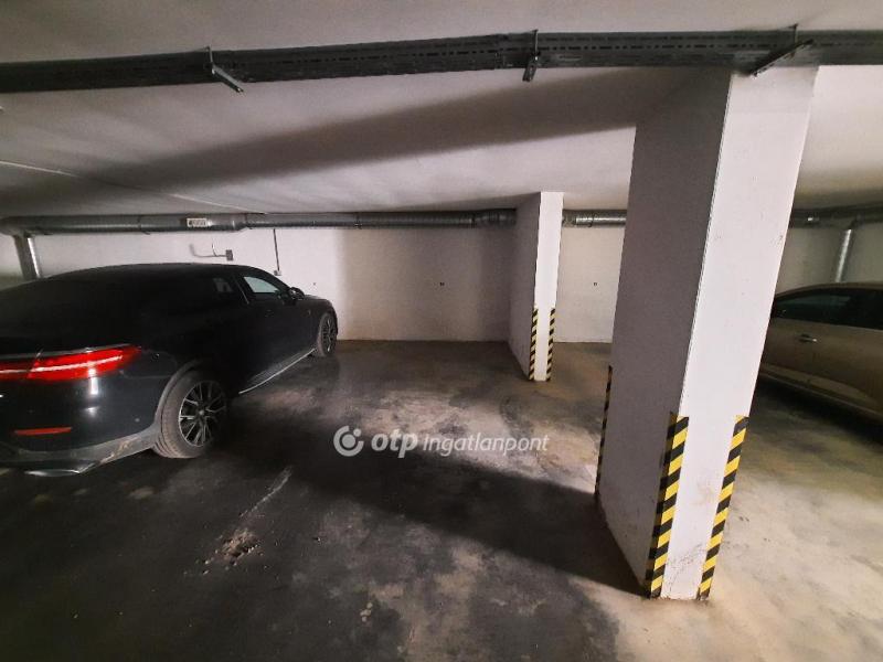 Eladó lakás Siófok