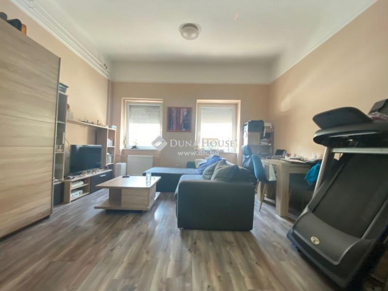 Eladó családi ház Budapest