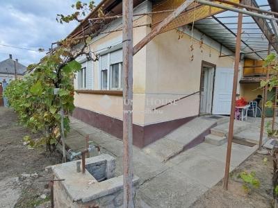 Eladó családi ház Nagykáta