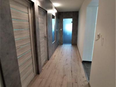 Eladó családi ház Adony