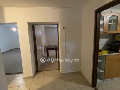 Eladó családi ház Pécs
