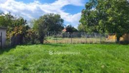 Eladó lakóövezeti telek Siófok