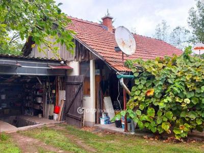 Eladó családi ház Farmos