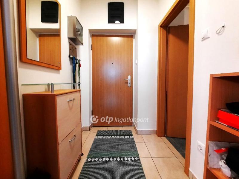 Eladó lakás Siófok