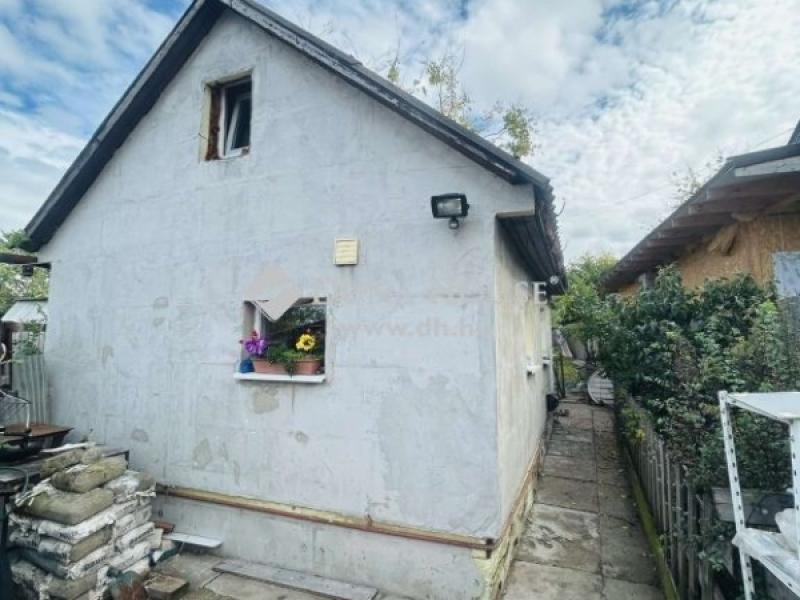 Eladó családi ház Szigetszentmiklós