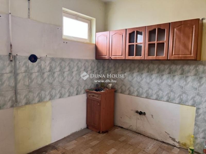 Eladó családi ház Harkány