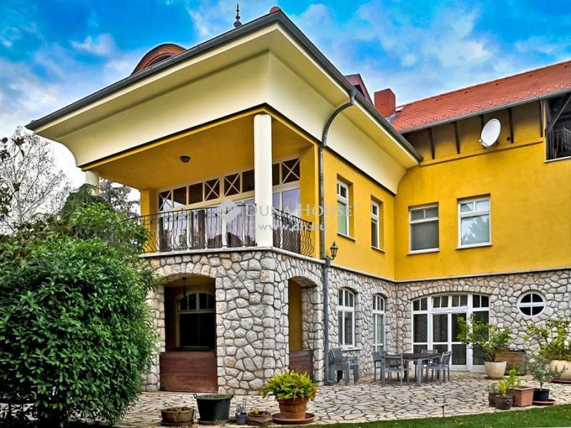 Eladó családi ház Pécs