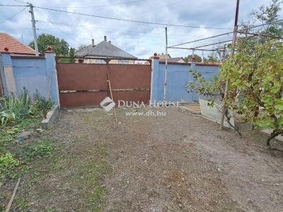 Eladó családi ház Nagykáta