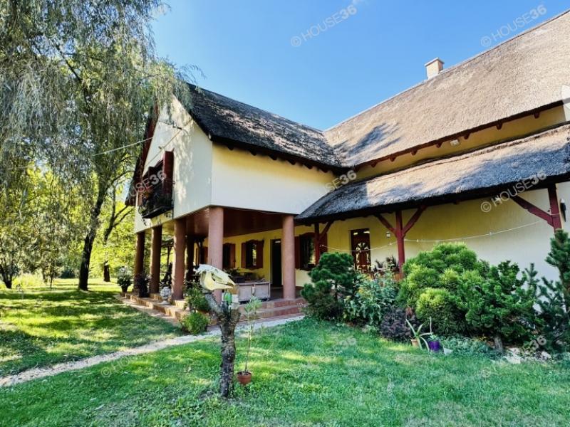 Eladó családi ház Kecskemét