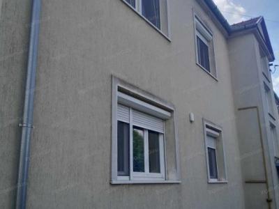 Eladó lakás Kecskemét