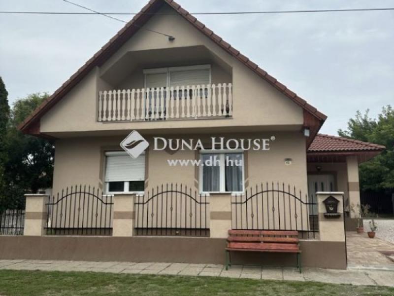 Eladó családi ház Mezőfalva