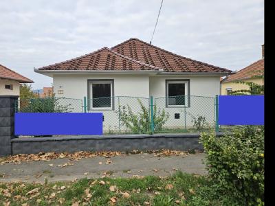 Eladó családi ház Pécs