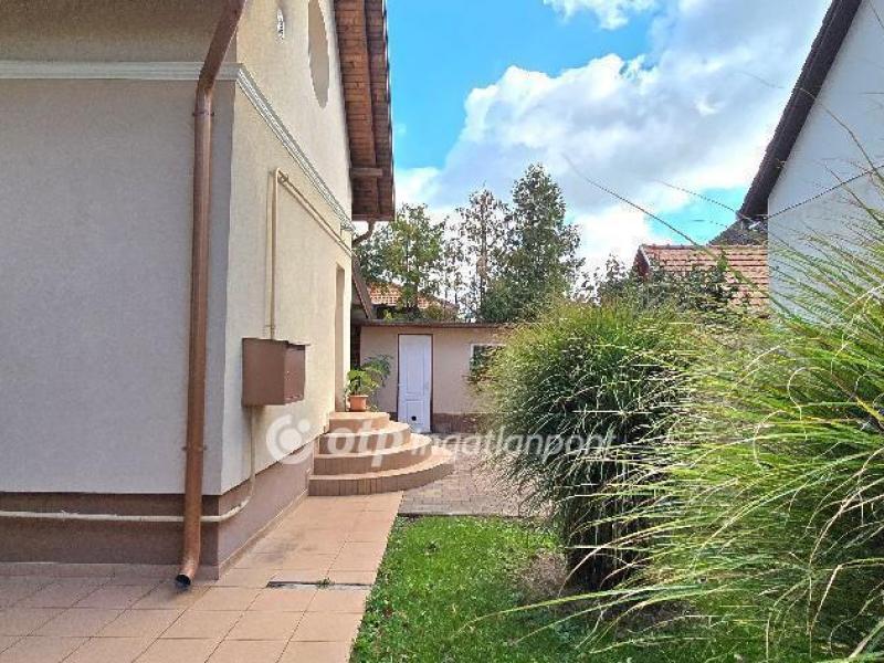 Eladó családi ház Debrecen