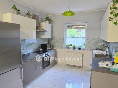 Eladó családi ház Debrecen