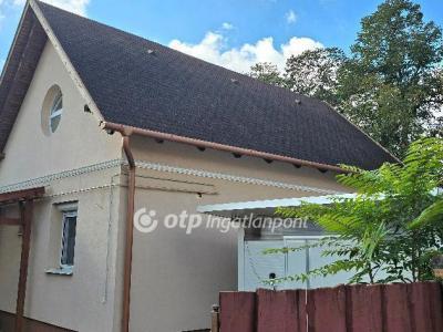 Eladó családi ház Debrecen