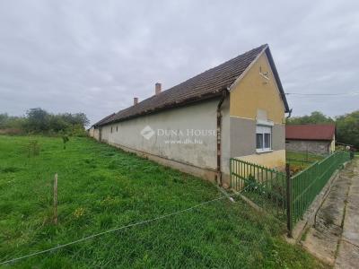 Eladó családi ház - 8672 Zics