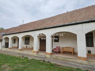 Eladó családi ház Kóka