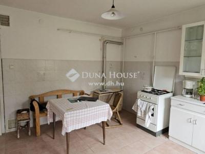 Eladó családi ház Kóka