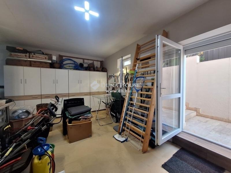 Eladó családi ház Szada