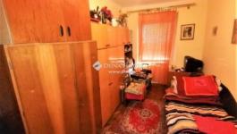 Eladó lakás Komló