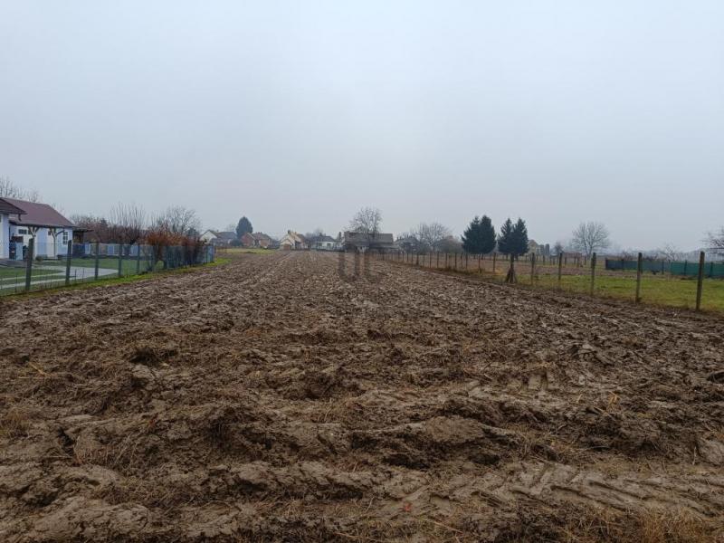 Eladó lakóövezeti telek Tótszentmárton