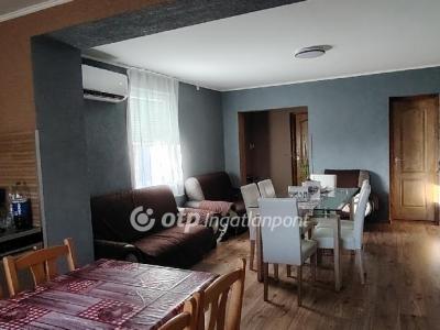 Eladó családi ház Orosháza