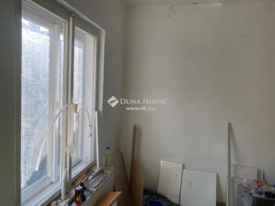 Eladó házrész Esztergom