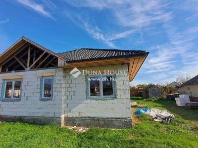 Eladó családi ház Pilis