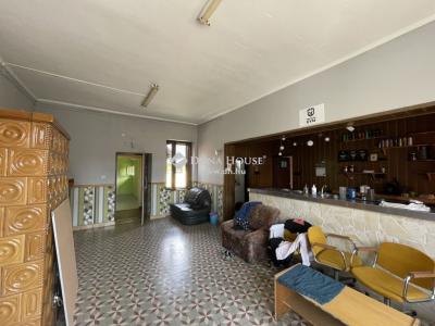 Eladó utcai bejáratú üzlethelység Rábagyarmat