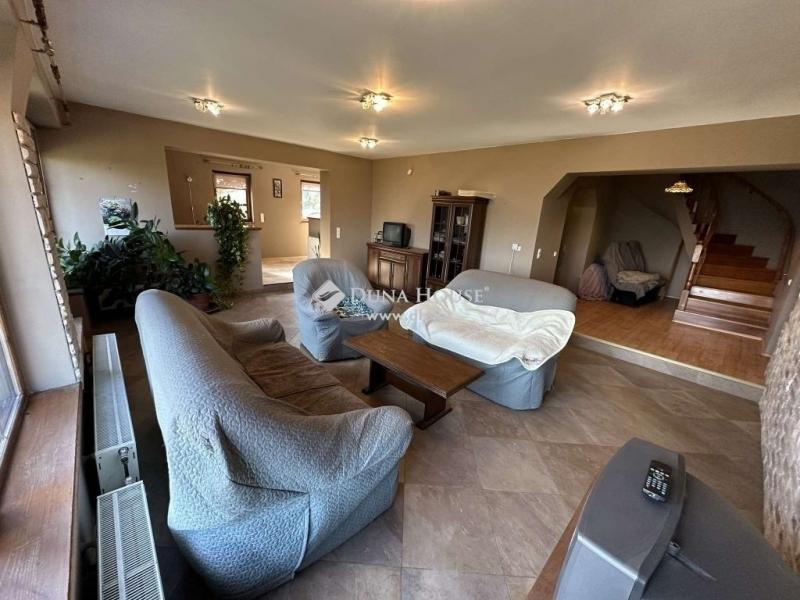 Eladó családi ház Albertirsa