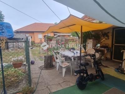 Eladó családi ház Monor