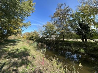 Eladó üdülőövezeti telek Dömsöd