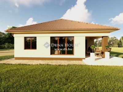 Eladó családi ház Dömsöd