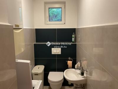 Eladó családi ház Majosháza