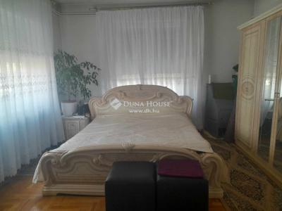 Eladó családi ház Taksony