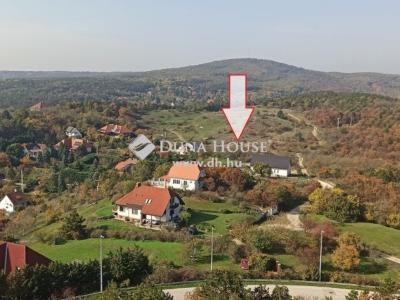 Eladó lakóövezeti telek Velence