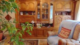 Eladó családi ház Úri