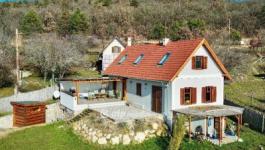 Eladó családi ház Balatonakali