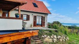 Eladó családi ház Balatonakali