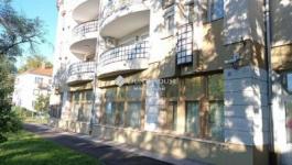 Eladó utcai bejáratú üzlethelység Kecskemét