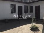 Eladó családi ház Törtel