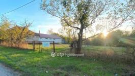 Eladó lakóövezeti telek Poroszló