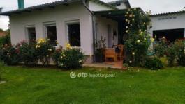 Eladó családi ház Kisfalud