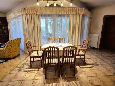 Eladó családi ház Kecskemét