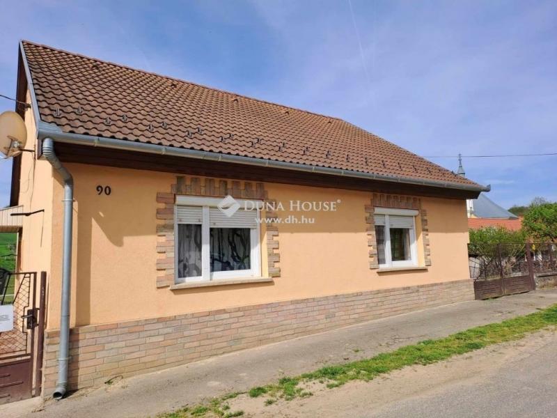 Eladó családi ház Erdősmecske