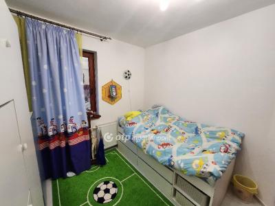 Eladó családi ház - 1161 Budapest, XVI. kerület 