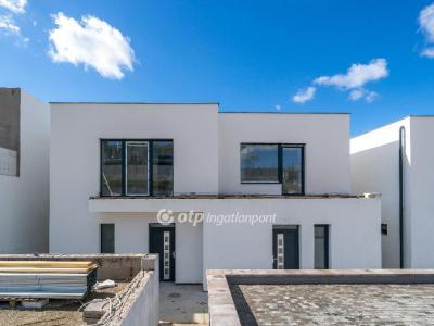 Eladó ikerház Mogyoród