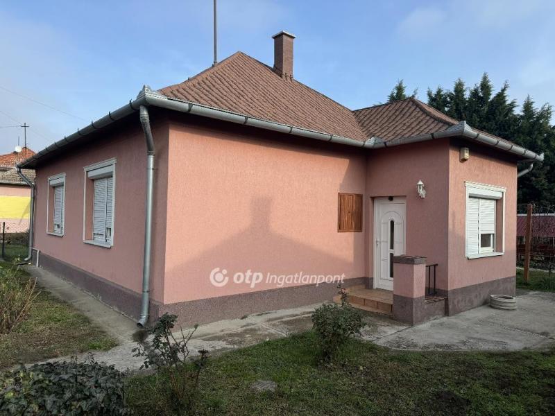 Eladó családi ház Tiszafüred