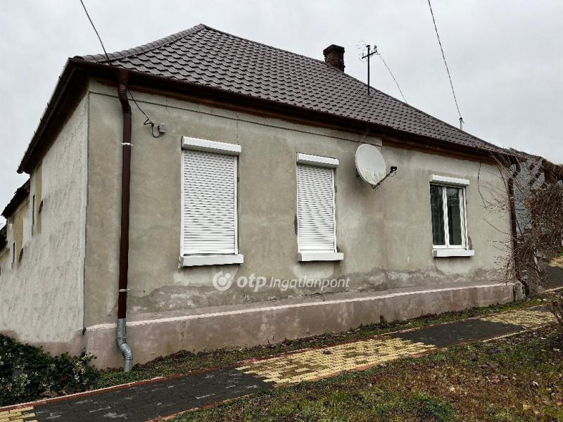 Eladó családi ház Beled